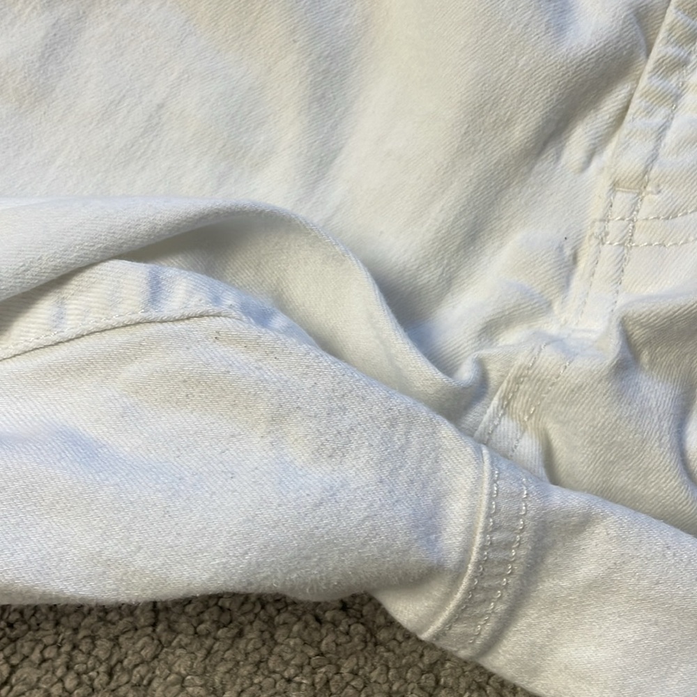 Nine West Jeans White Studded Capris | Size 16/33 - Picture 10 of 12
